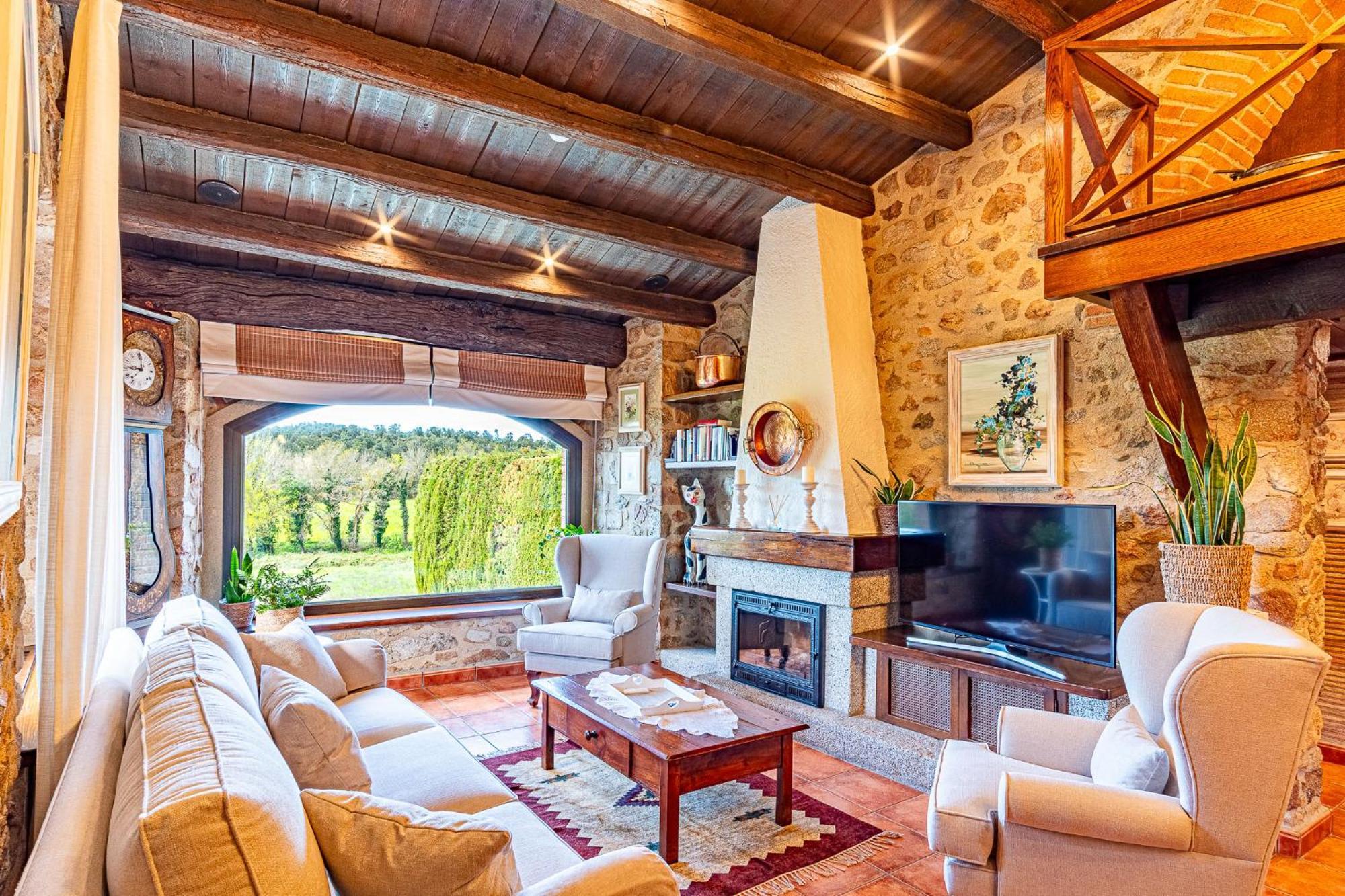 Cal Bisbe, Your Rural Holiday Home Capmany Bagian luar foto
