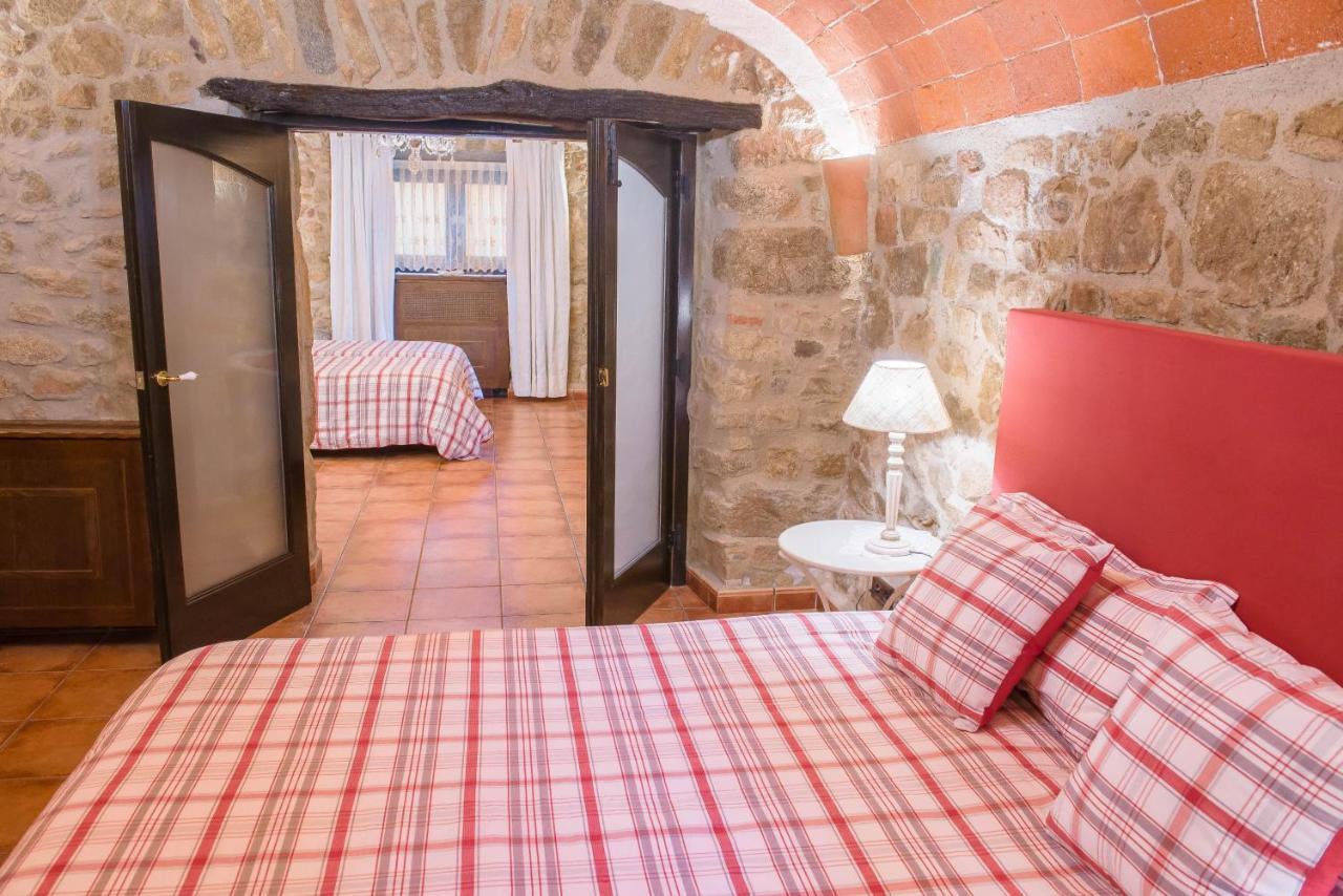 Cal Bisbe, Your Rural Holiday Home Capmany Bagian luar foto